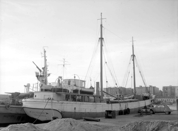 Cala Madrona por F. Estrai